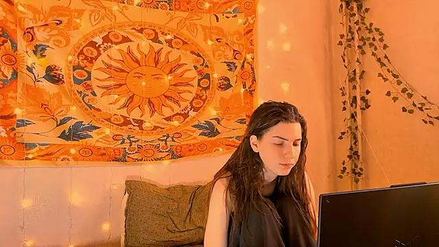 AliceCUNTach online show from February 6, 2026, 5:23 am