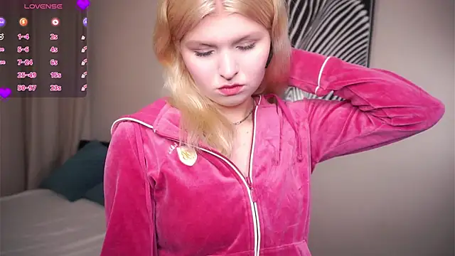 ShontaWasilko online show from December 20, 2025, 5:42 pm