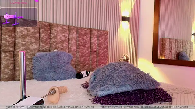 Snapshot of Coral_777 chatting on November 3, 2025, 10:27 am Coral 777 online show from November 3, 2025, 10:27 am