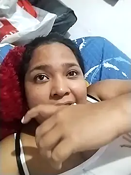 Angelly ricura online show from November 22, 2025, 1:26 am