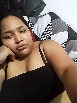 Angelly ricura online show from November 23, 2025, 1:49 am