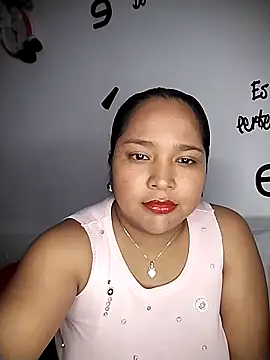 Angelly ricura online show from December 17, 2025, 6:14 pm