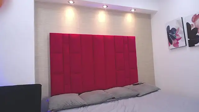 Cady Hot online show from October 16, 2025, 8:10 pm