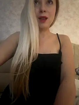 Snapshot of Nikihot__ chatting on October 15, 2025, 6:57 am Nikihot online show from October 15, 2025, 6:57 am