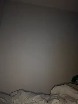 madiiy online show from October 5, 2025, 8:40 pm