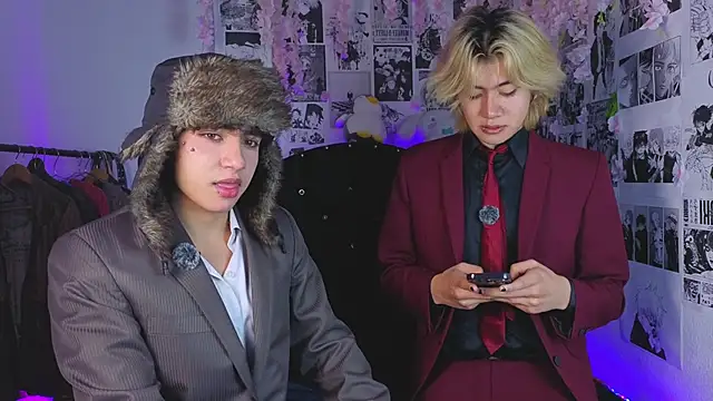 Snapshot of Vamps_Lovers chatting on September 22, 2025, 1:02 pm Vamps Lovers online show from September 22, 2025, 1:02 pm