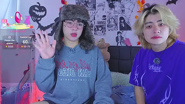 Snapshot of Vamps_Lovers chatting on October 6, 2025, 12:57 pm Vamps Lovers online show from October 6, 2025, 12:57 pm