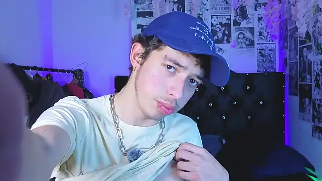 Snapshot of Otter_Star chatting on September 24, 2025, 4:05 am Otter Star online show from September 24, 2025, 4:05 am