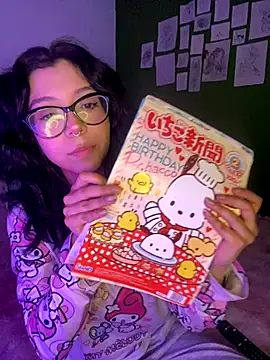 Valen-Foxx online show from October 19, 2025, 5:30 am