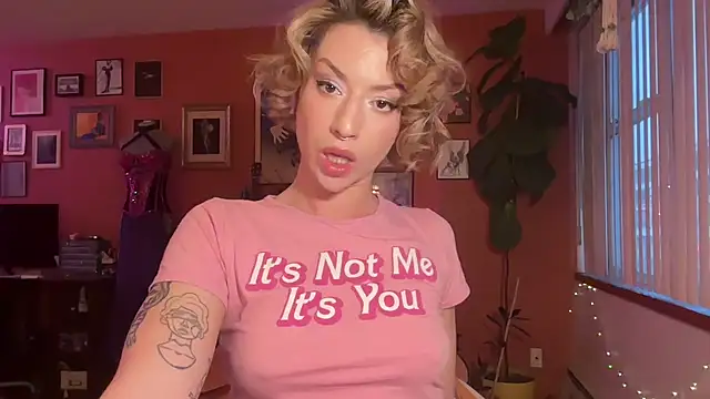 odessa-thorne online show from March 20, 2026, 2:05 am