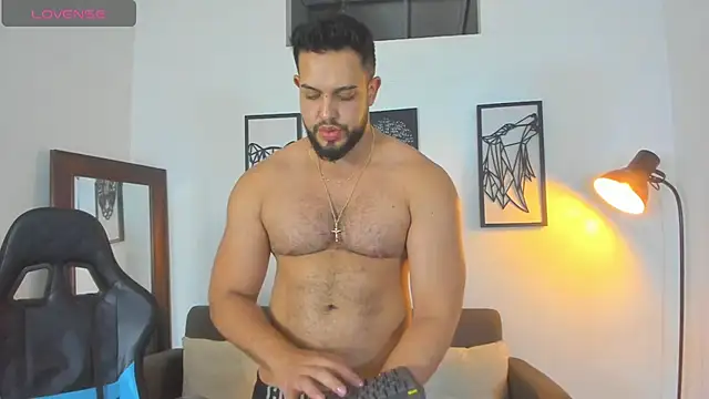 Justin kingX7 online show from November 13, 2025, 9:36 pm