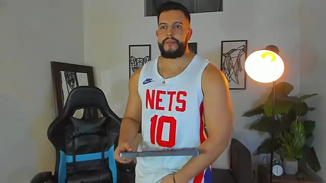 Snapshot of Justin_kingX7 chatting on February 20, 2026, 2:41 am Justin kingX7 online show from February 20, 2026, 2:41 am