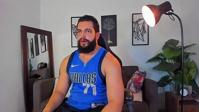 Justin kingX7 online show from July 18, 2026, 4:16 am