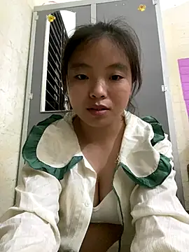 Snapshot of viluna chatting on November 6, 2025, 1:12 pm viluna online show from November 6, 2025, 1:12 pm