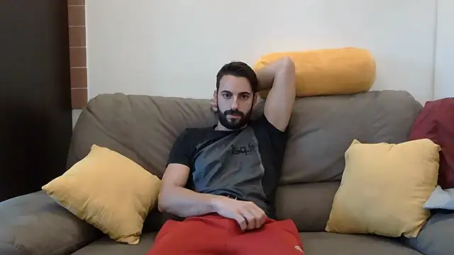 Snapshot of Amicisegreti chatting on November 23, 2025, 6:35 am Amicisegreti online show from November 23, 2025, 6:35 am