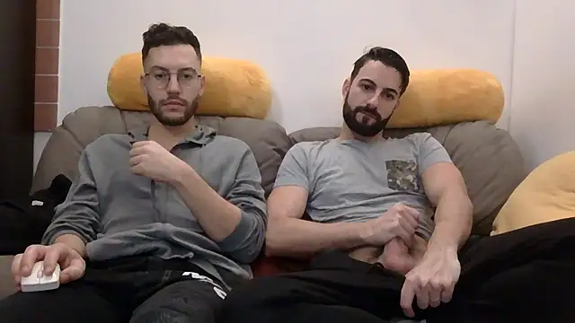 Snapshot of Amicisegreti chatting on December 19, 2025, 6:31 am Amicisegreti online show from December 19, 2025, 6:31 am