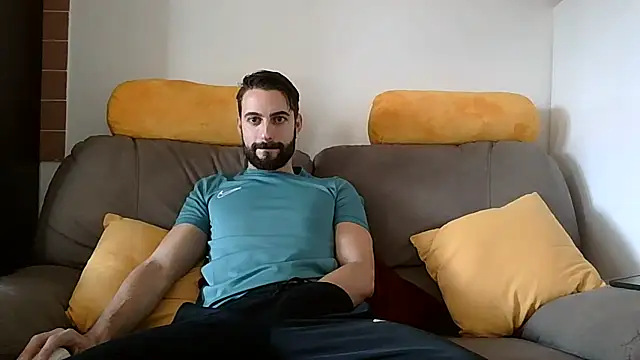 Snapshot of Amicisegreti chatting on December 22, 2025, 10:01 am Amicisegreti online show from December 22, 2025, 10:01 am