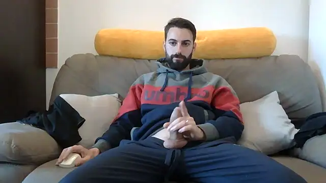 Snapshot of Amicisegreti chatting on February 16, 2026, 7:26 am Amicisegreti online show from February 16, 2026, 7:26 am