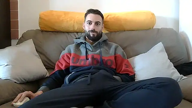 Snapshot of Amicisegreti chatting on February 20, 2026, 11:54 am Amicisegreti online show from February 20, 2026, 11:54 am