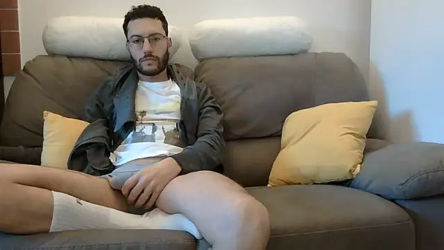 Snapshot of Amicisegreti chatting on March 31, 2026, 5:41 am Amicisegreti online show from March 31, 2026, 5:41 am