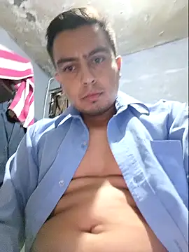 Snapshot of Aaia93 chatting on September 21, 2025, 11:45 am Aaia93 online show from September 21, 2025, 11:45 am