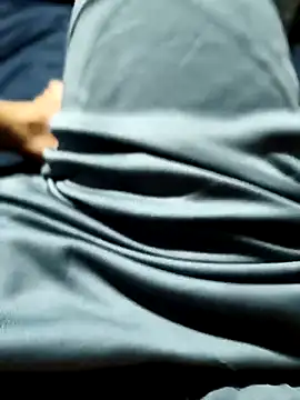 Snapshot of Aaia93 chatting on October 20, 2025, 1:39 am Aaia93 online show from October 20, 2025, 1:39 am