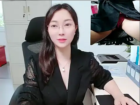 OL-Lily online show from September 16, 2025, 2:45 am