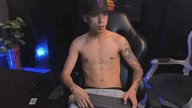 Snapshot of Justin_Lakee chatting on November 1, 2025, 11:07 pm Justin Lakee online show from November 1, 2025, 11:07 pm