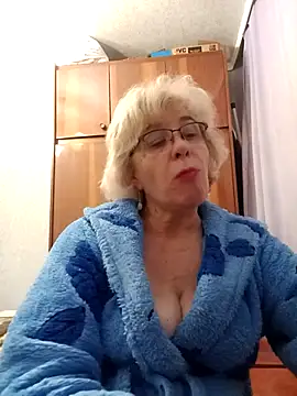 52MiaLove02 online show from November 14, 2025, 6:06 pm