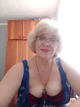 52MiaLove02 online show from May 16, 2026, 10:36 am