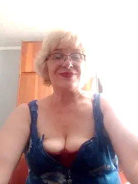 Snapshot of 52MiaLove02 chatting on July 10, 2026, 3:14 pm 52MiaLove02 online show from July 10, 2026, 3:14 pm