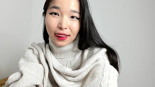 Soyun Mia online show from January 6, 2026, 3:16 pm