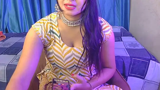 priya-kumari22 online show from November 22, 2025, 4:22 am