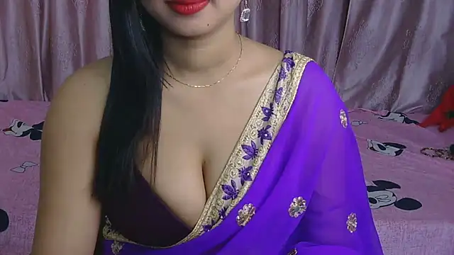 priya-kumari22 online show from February 2, 2026, 12:15 pm