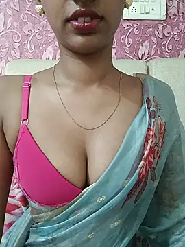 riyaroy9999 online show from July 19, 2026, 6:50 am