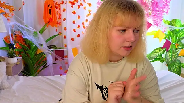 Snapshot of DianaJacobs chatting on November 9, 2025, 8:34 am DianaJacobs online show from November 9, 2025, 8:34 am