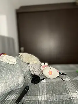 abbyhdk online show from December 19, 2025, 3:24 am