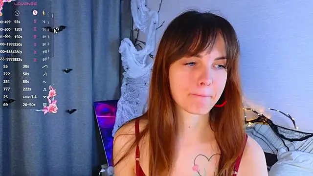 Snapshot of LisaDrake chatting on November 2, 2025, 7:05 pm LisaDrake online show from November 2, 2025, 7:05 pm