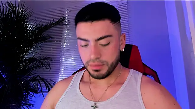 Snapshot of Alexander_Diiaz chatting on October 21, 2025, 2:51 pm Alexander Diiaz online show from October 21, 2025, 2:51 pm