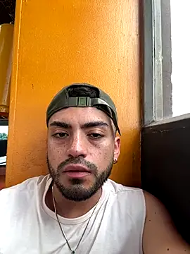 Snapshot of Alexander_Diiaz chatting on October 24, 2025, 6:59 pm Alexander Diiaz online show from October 24, 2025, 6:59 pm