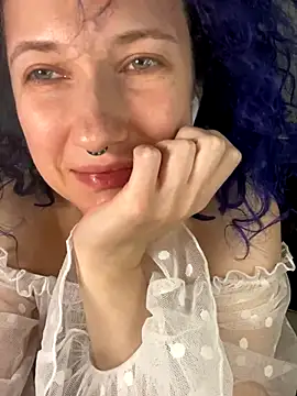 Kitty Kisss online show from November 10, 2025, 7:35 pm