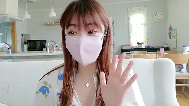 SUZU 1201 online show from May 28, 2026, 11:35 pm