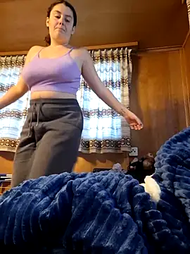 Snapshot of YoungLiisaxx chatting on November 3, 2025, 3:46 pm YoungLiisaxx online show from November 3, 2025, 3:46 pm