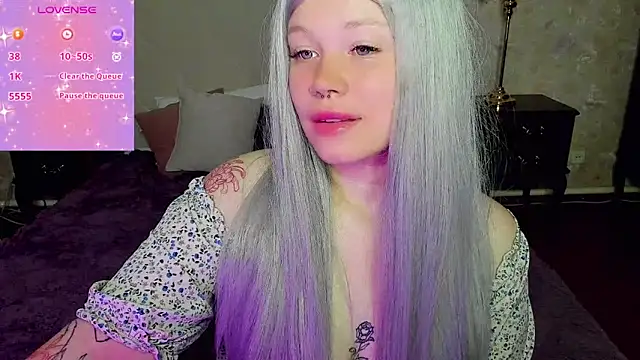 Diana Dream online show from September 11, 2025, 8:20 pm