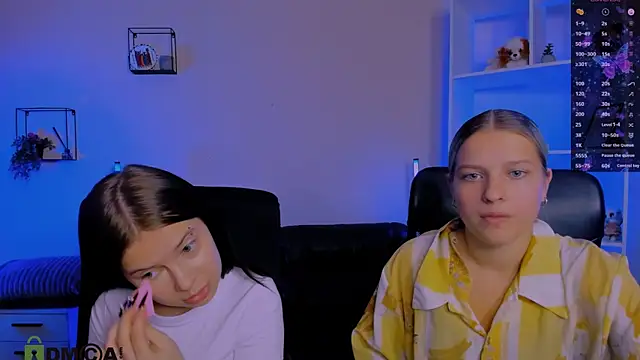 Snapshot of renata_sweety chatting on November 17, 2025, 8:36 pm renata sweety online show from November 17, 2025, 8:36 pm