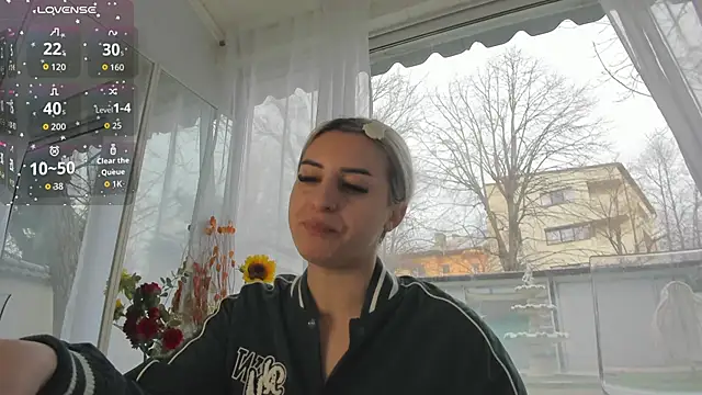 Ella Vee online show from March 20, 2026, 6:07 am