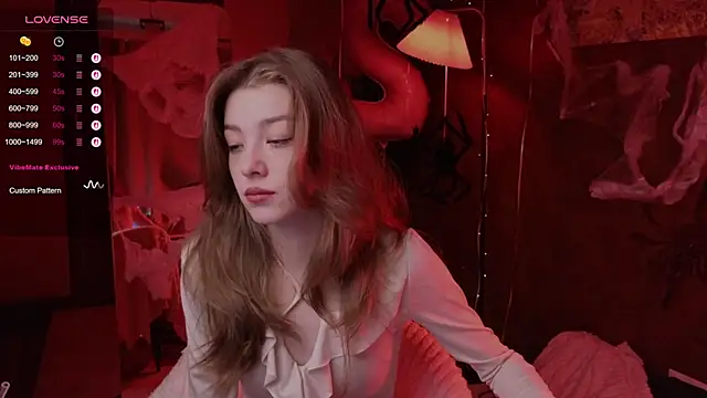 Snapshot of AstraMist chatting on October 26, 2025, 6:19 am AstraMist online show from October 26, 2025, 6:19 am