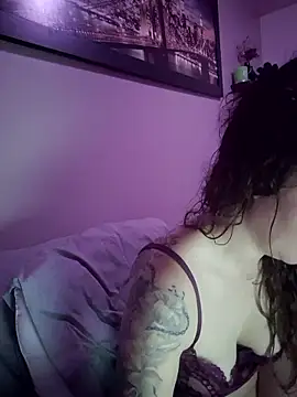 Snapshot of Jbadbunnyxxx chatting on November 15, 2025, 12:19 am Jbadbunnyxxx online show from November 15, 2025, 12:19 am