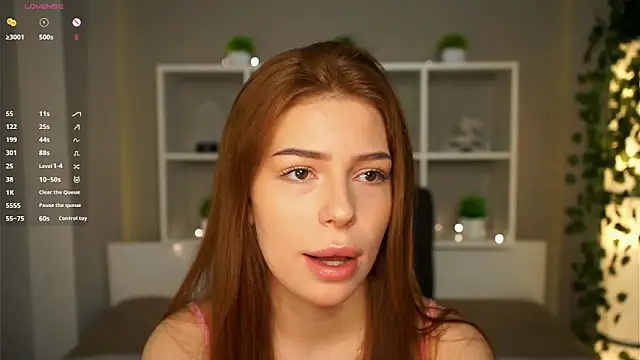 SexyEsma online show from October 28, 2025, 6:39 am