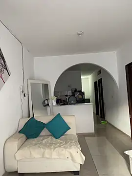 zaracollins01 online show from April 20, 2026, 11:57 am